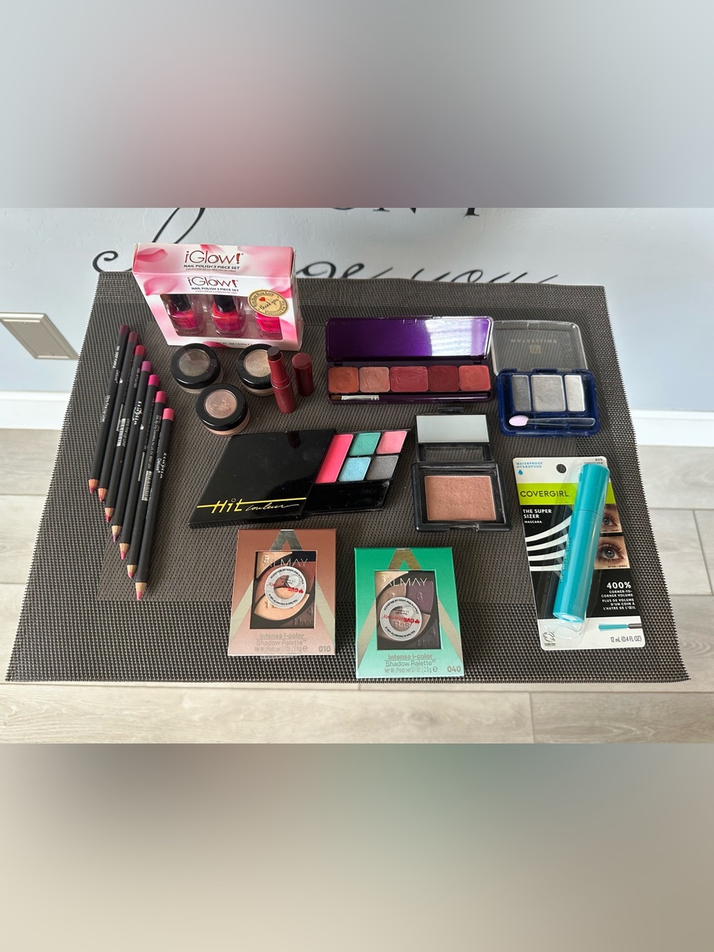 Make up bundle - New & Used - Almay, Covergirl, Clinique, Yves Rocher & more